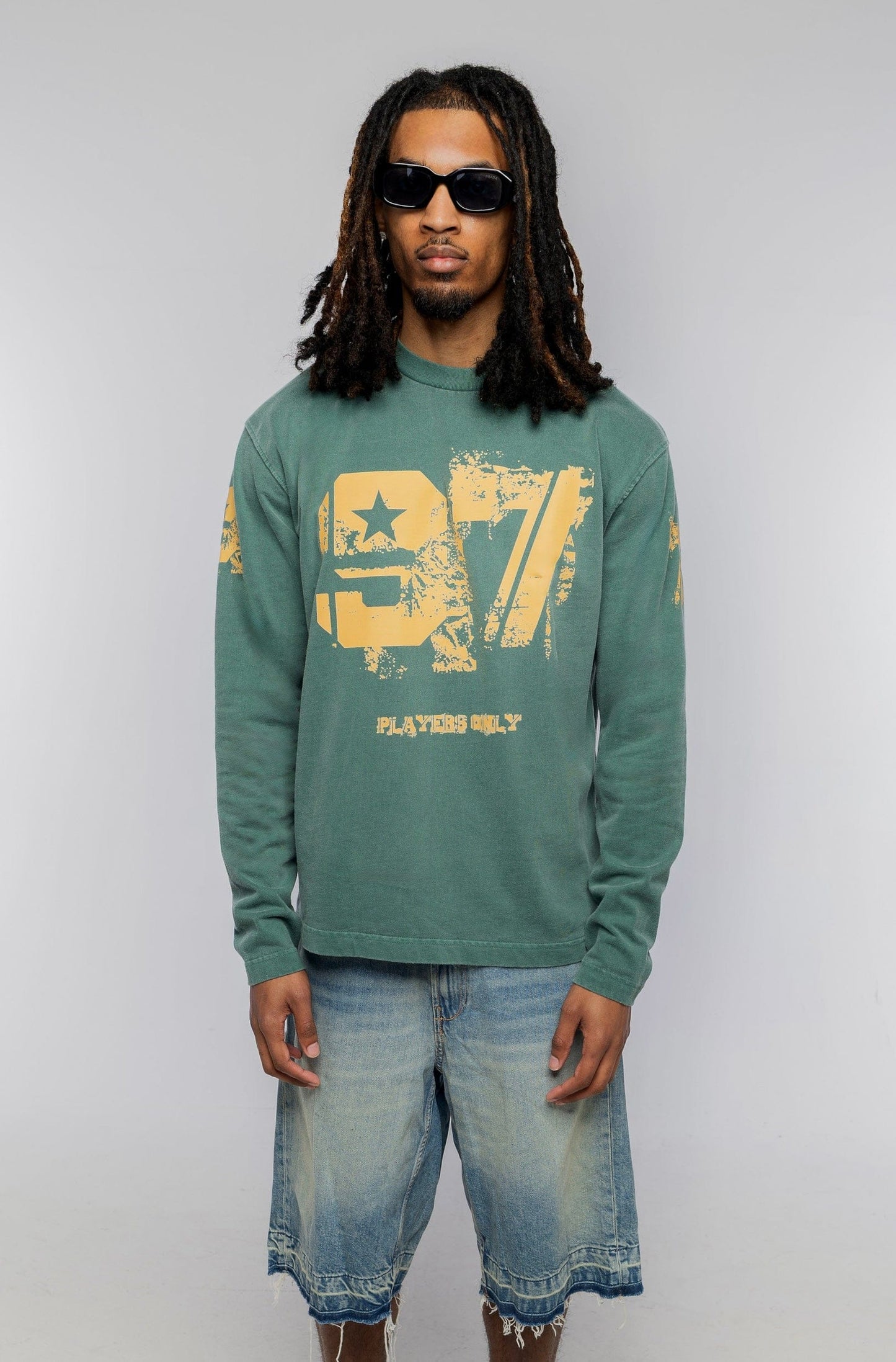PLAYERS ONLY WASHED FORREST GREEN DISTRESSED 97 JERSEY LONG SLEEVE — Small — Side View