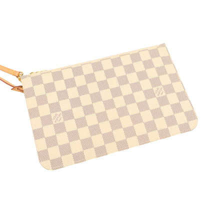 Louis Vuitton Tote Neverfull MM in Damier Azur, Canvas — Detail View