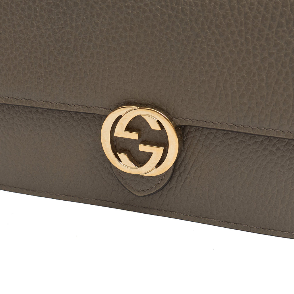 Gucci Cross Body Dollar Interlocking GG Wallet On Chain in Grey, Leather — Alternate View 7