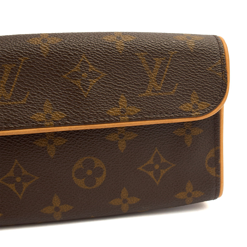 Louis Vuitton Shoulder Bag Pochette Florentine in Monogram, Canvas — Lifestyle View