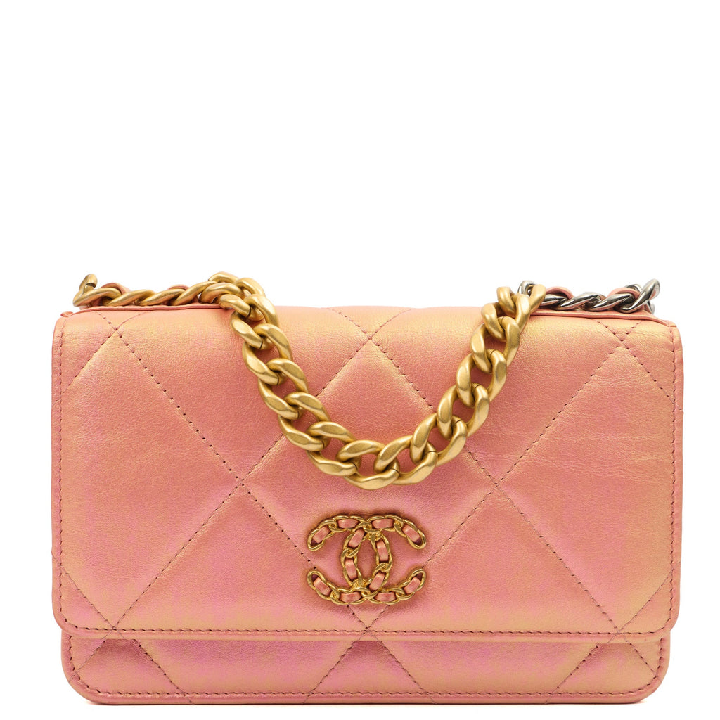 Chanel Cross Body Chanel 19 Wallet On Chain in Pink, Calfskin Leather — Front View