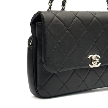 Chanel Shoulder Bag Flap Bag in Black, Calfskin Leather — Alternate View 25