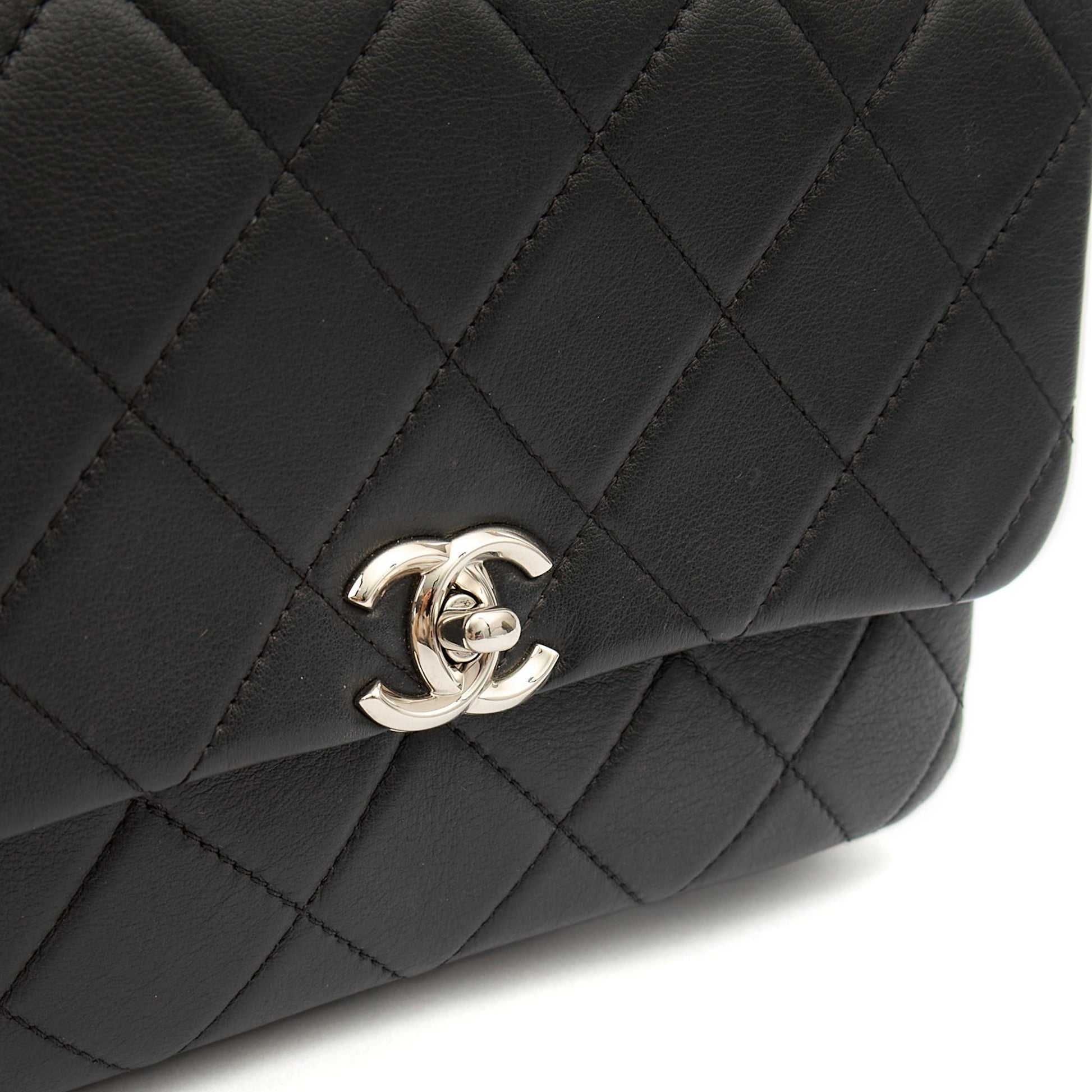 Chanel Shoulder Bag Flap Bag in Black, Calfskin Leather — Alternate View 19