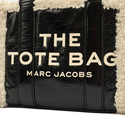 Marc Jacobs Tote The Tote Bag Nano in tonal black, Leather — Alternate View 9