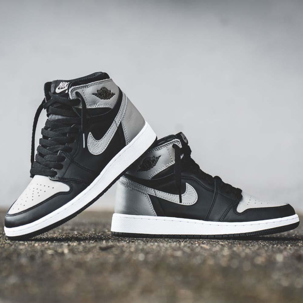Air Jordan 1 GS Retro High OG "Shadow Grey" — UK 13.5 | EU 32 | US 1Y — Back View