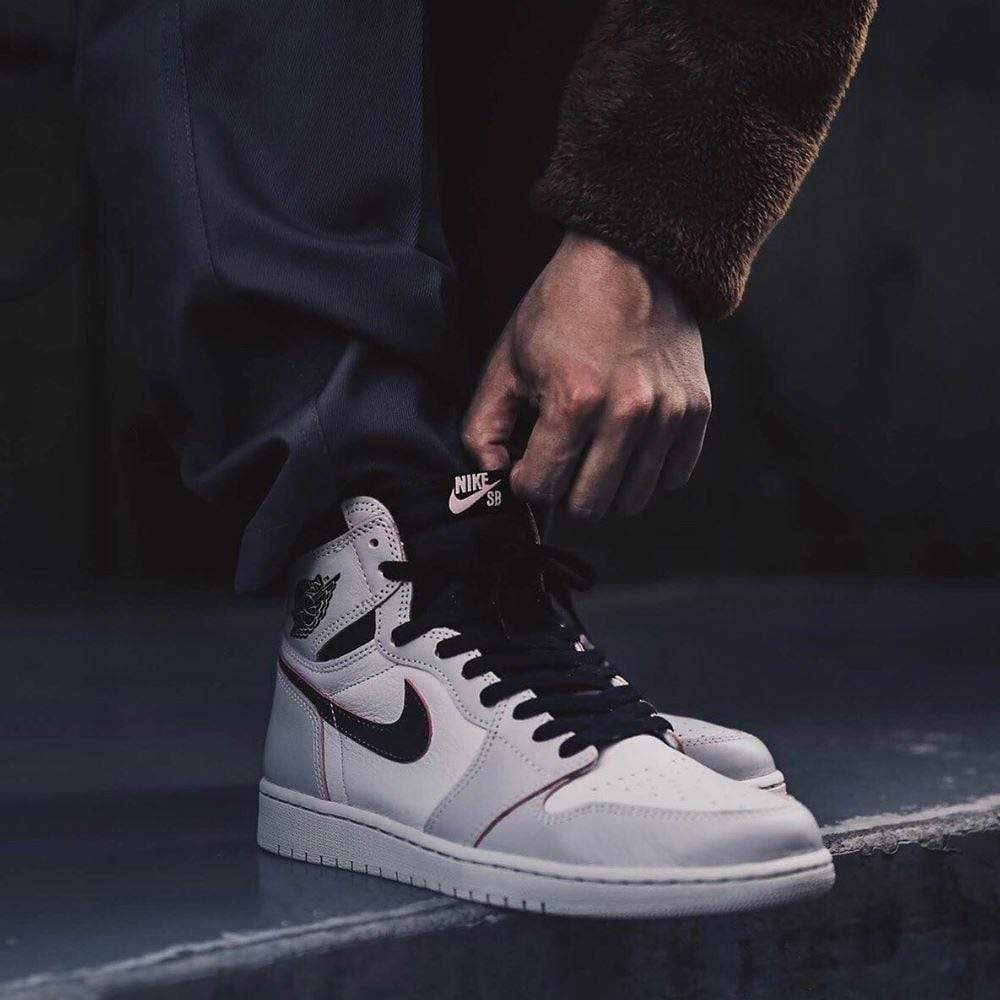 Air Jordan 1 Retro High SB 'NYC to Paris' — UK 3 | EU 35.5 | US 3.5 — Lifestyle View