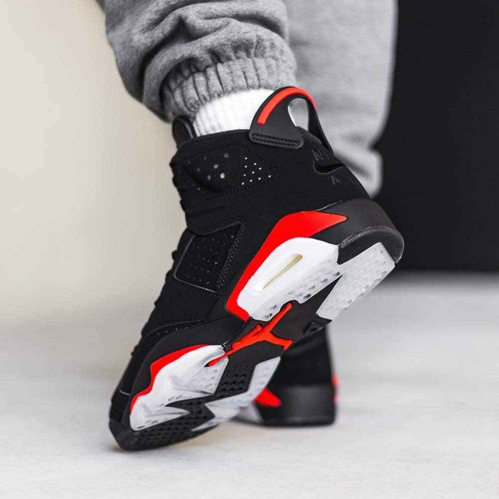 Air Jordan 6 Infrared Retro 2019 — UK 3 | EU 35.5 | US 3.5 — Detail View