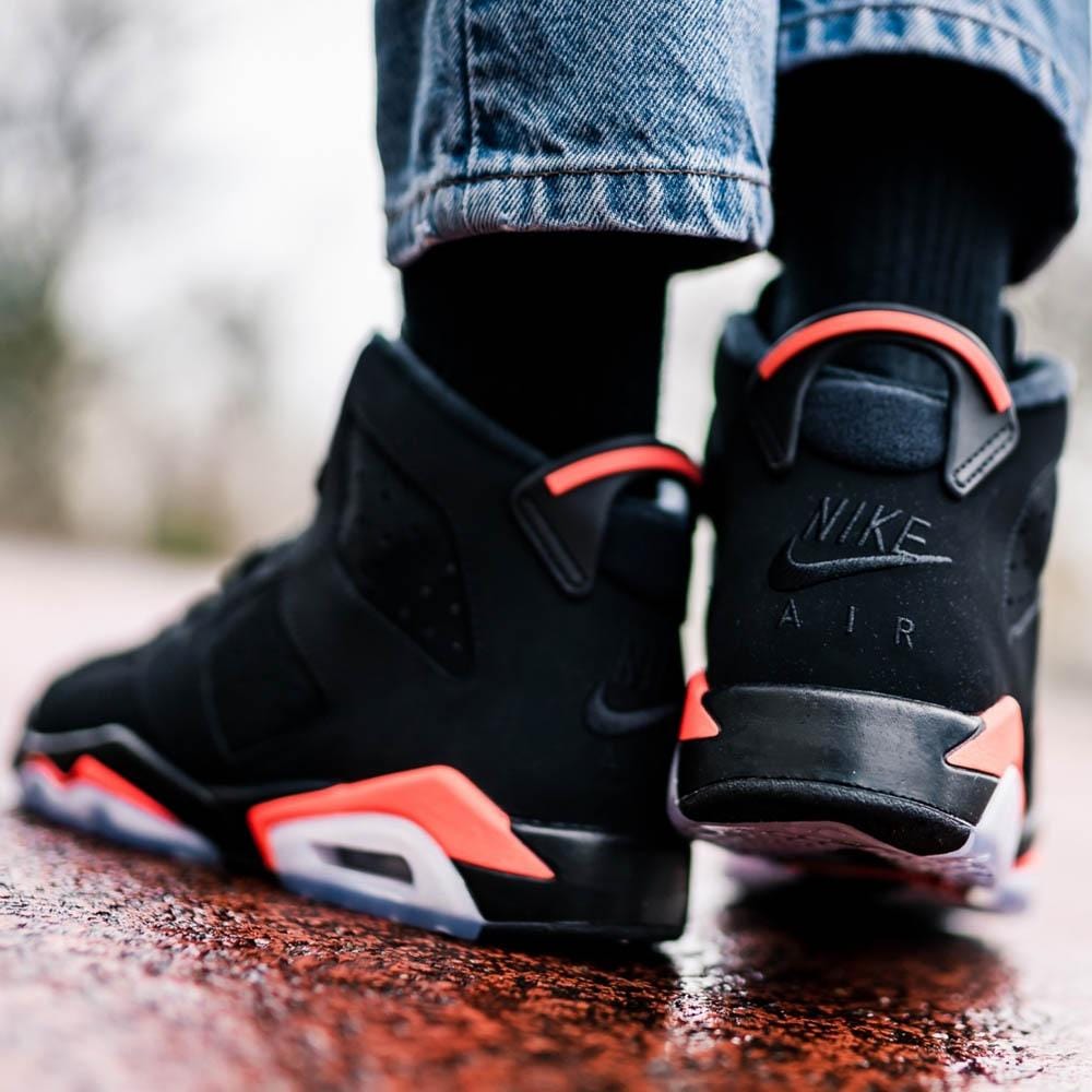 Air Jordan 6 GS Infrared Retro 2019 — UK 13.5 | EU 32 | US 1Y — Alternate View 7
