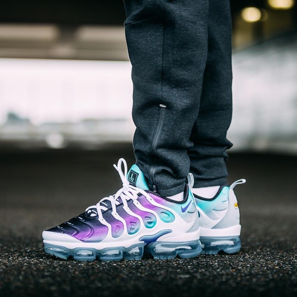 Nike Air VaporMax Plus Grape — UK 3 | EU 35.5 | US 3.5 — Lifestyle View