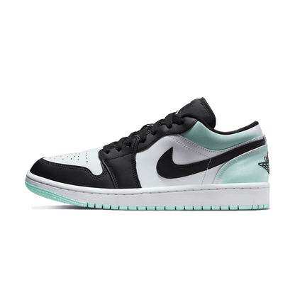 Air Jordan 1 Low SE GS 'Tie Dye' — UK 13.5 | EU 32 | US 1Y — Front View