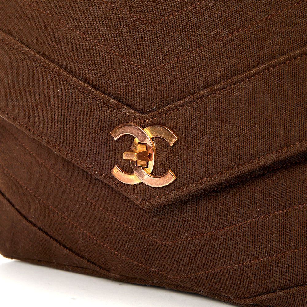 Chanel Shoulder Bag Vintage Flap Bag  in Brown Fabric — Alternate View 10