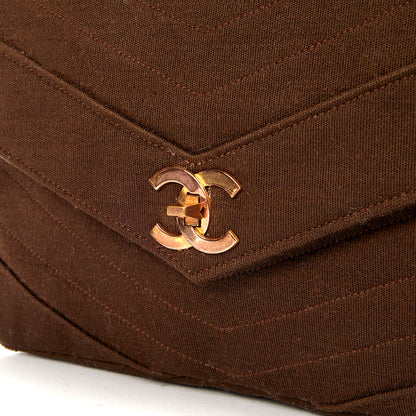Chanel Shoulder Bag Vintage Flap Bag  in Brown Fabric — Alternate View 70