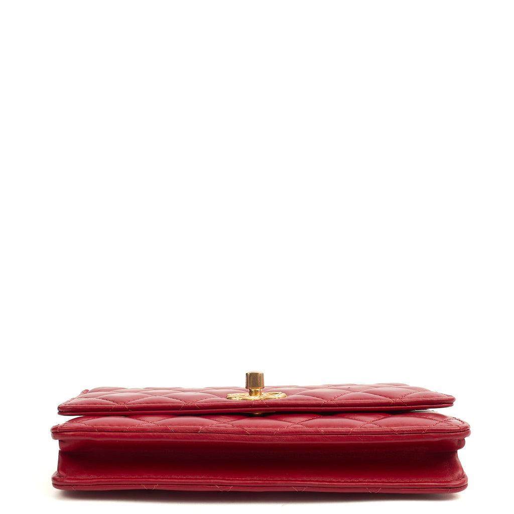 Chanel Cross Body Pearl Crush Wallet on Chain in Red, Lambskin Leather — Top View