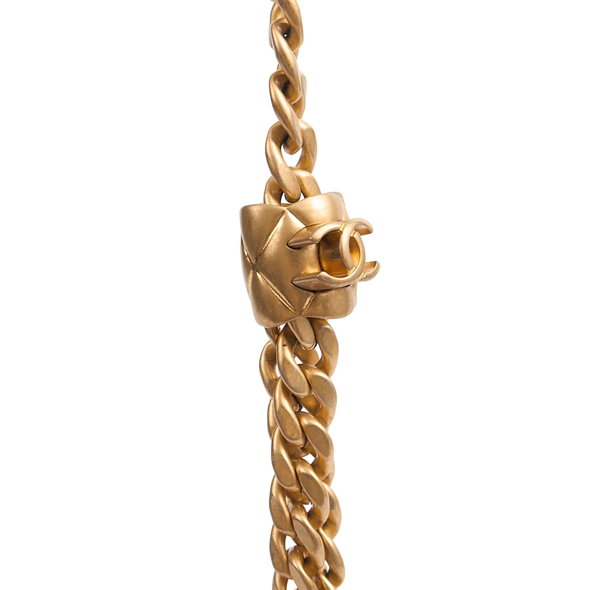 Chanel Cross Body Pearl Crush Wallet on Chain in Red, Lambskin Leather — Detail View