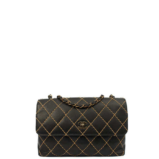 Chanel Shoulder Bag Wildstitch Flap Bag in Black, Leather — Front View