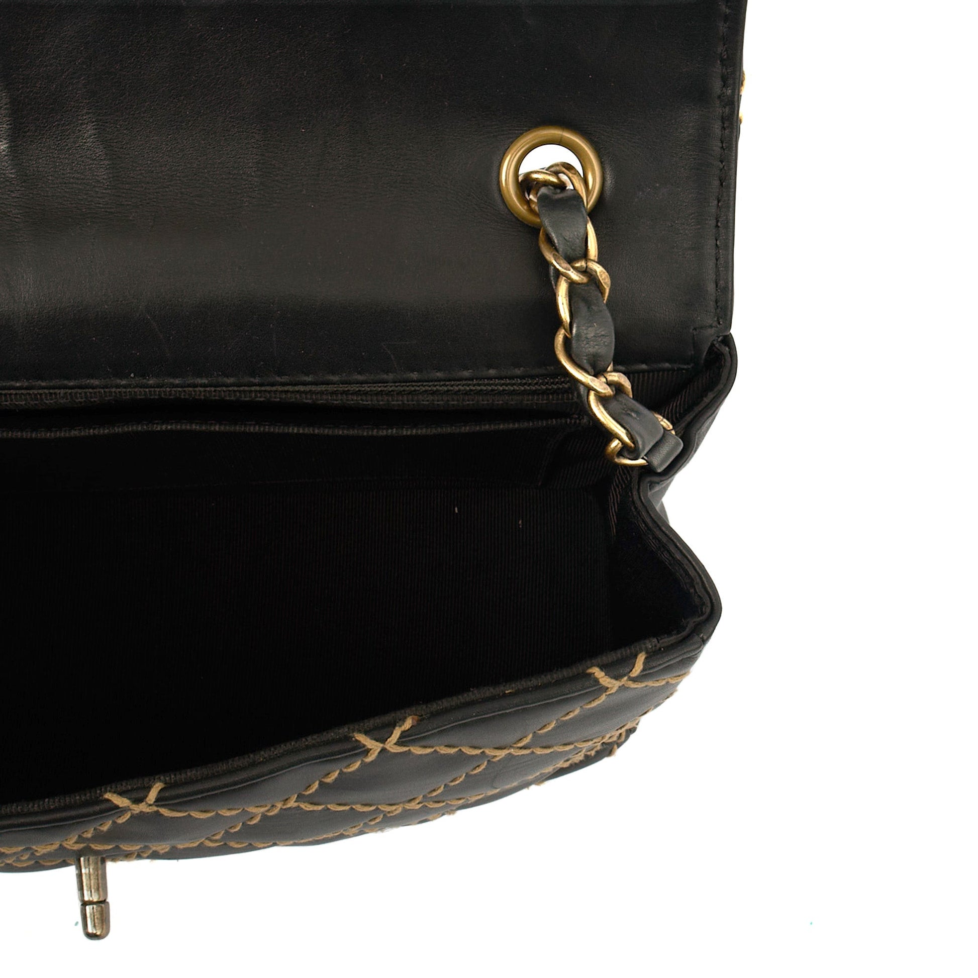 Chanel Shoulder Bag Wildstitch Flap Bag in Black, Leather — Alternate View 9