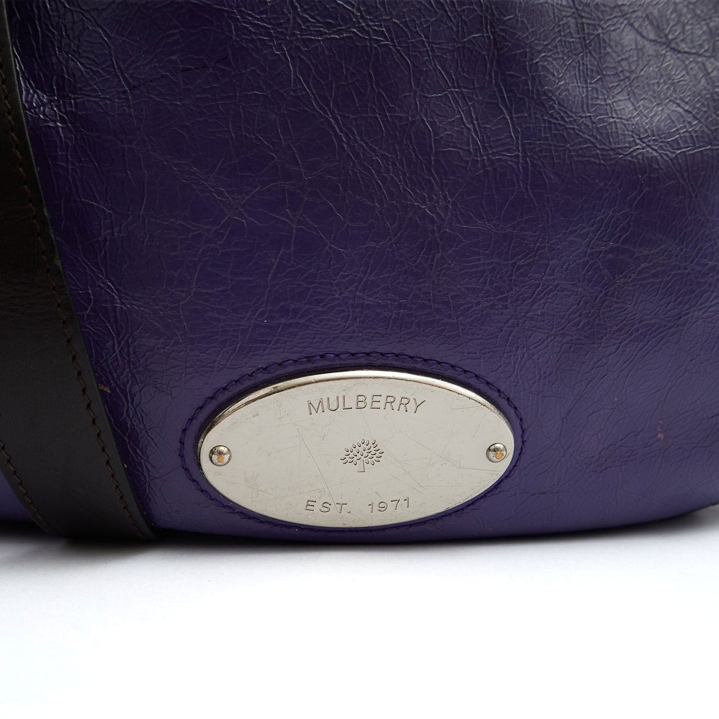 Mulberry Tote Mitzy Hobo in Purple, Patent Leather — Detail View