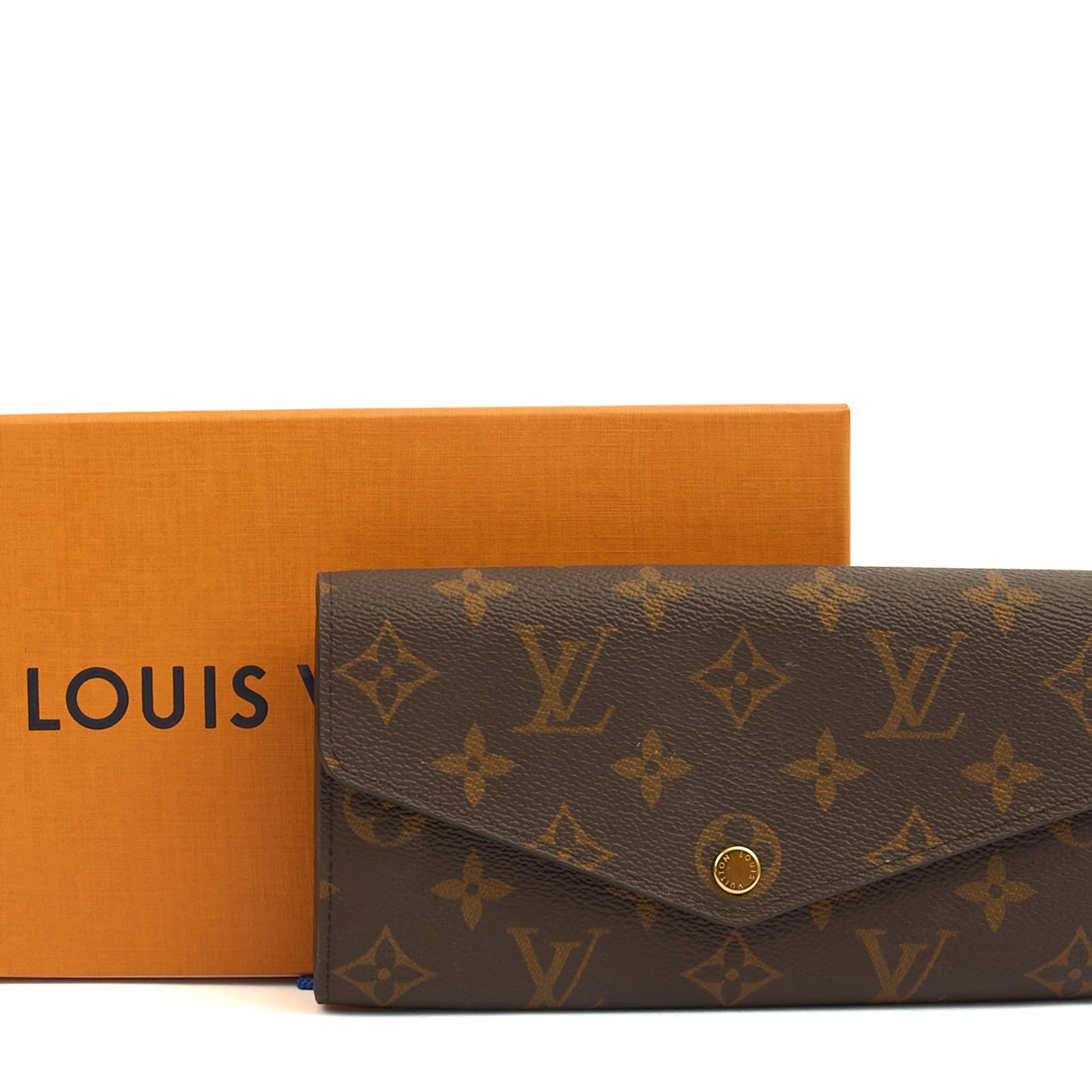 Louis Vuitton Purse Sarah Wallet in Monogram, Canvas — Detail View