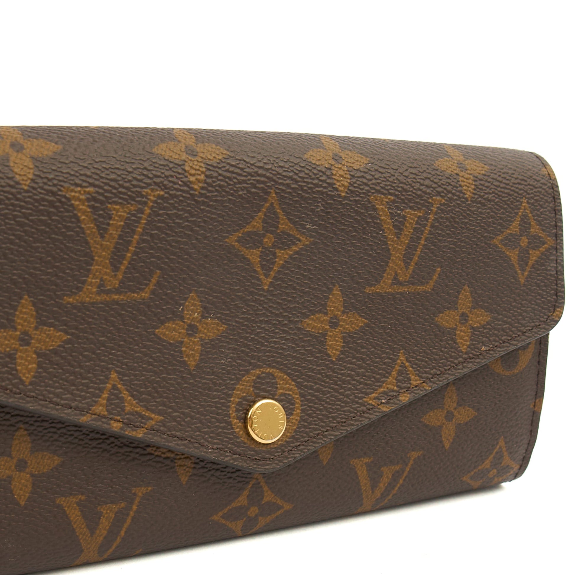Louis Vuitton Purse Sarah Wallet in Monogram, Canvas — Lifestyle View