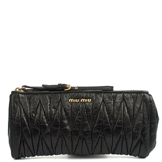 Miu Miu Clutch Matelasse Clutch in Black, Exotic Effect Leather — Front View