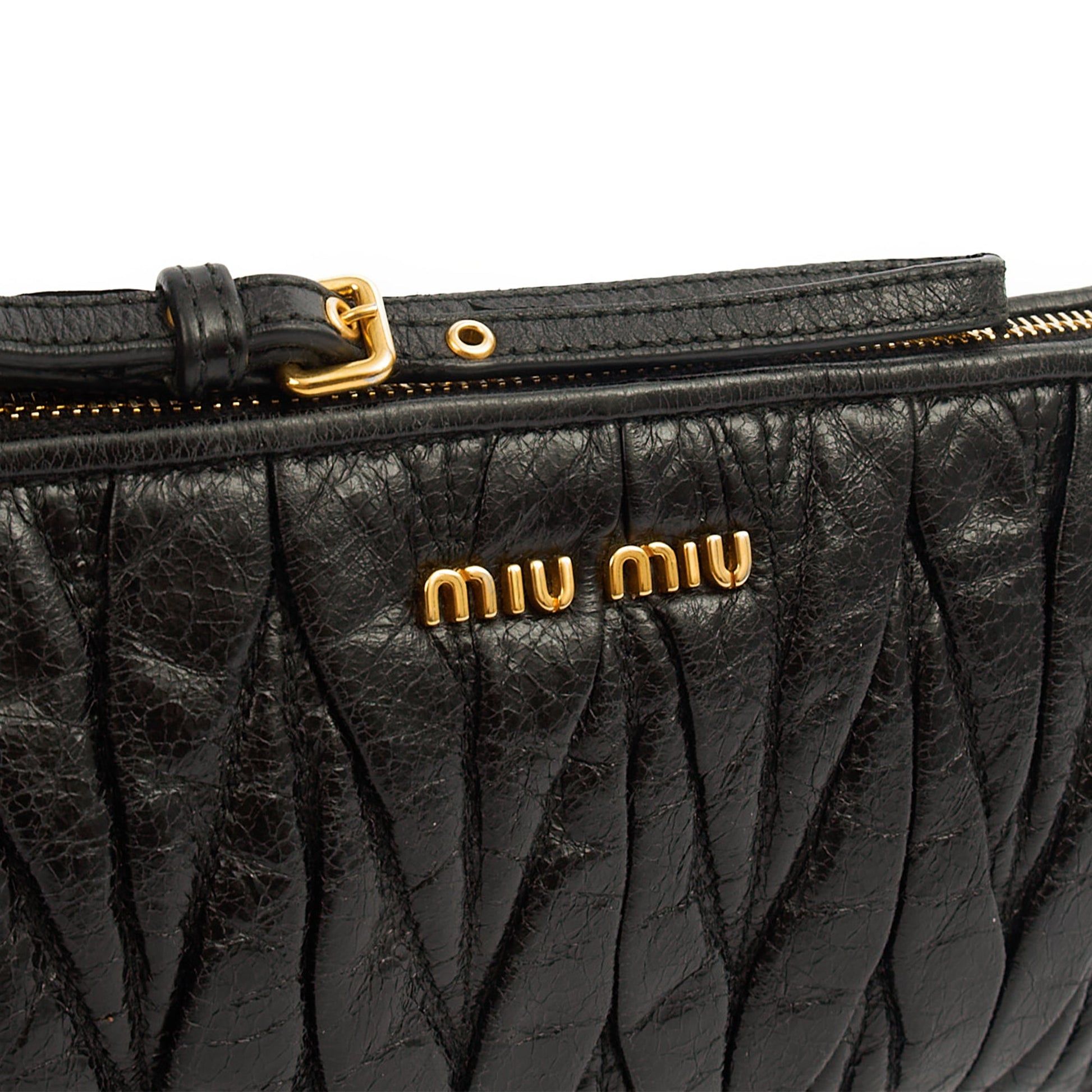 Miu Miu Clutch Matelasse Clutch in Black, Exotic Effect Leather — Side View