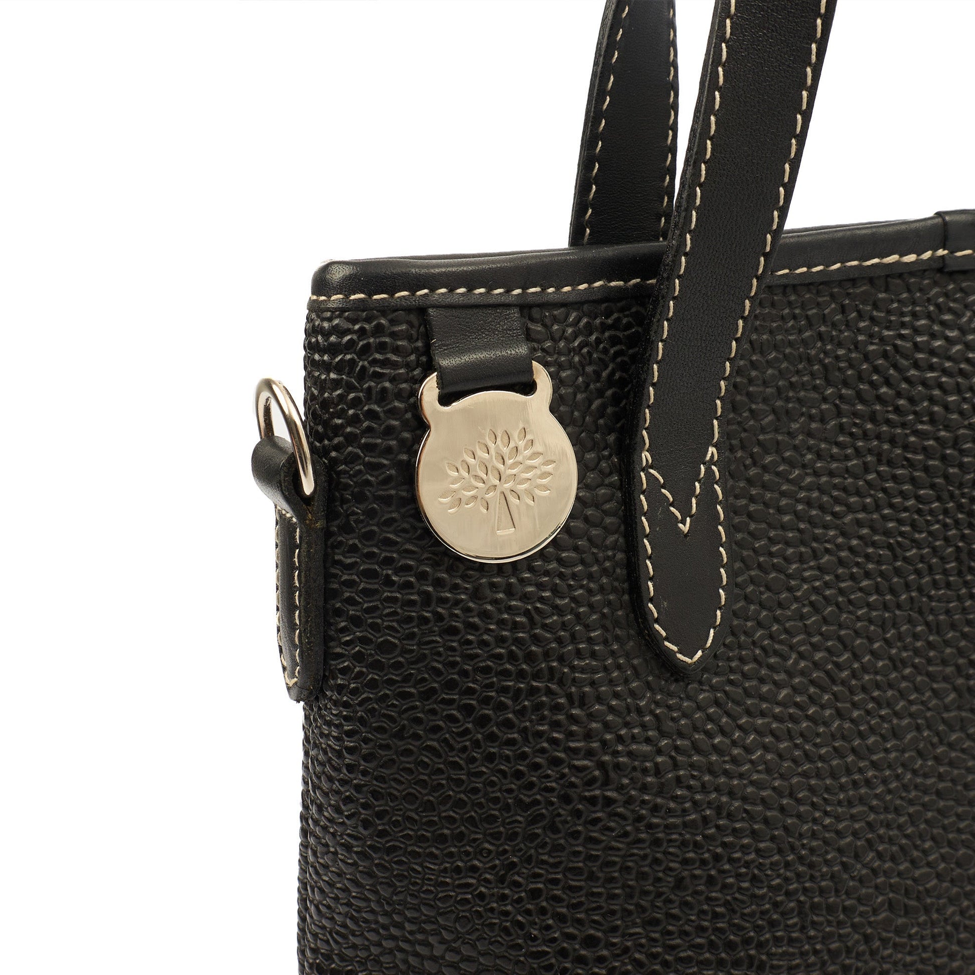 Mulberry Tote Vintage Tote  in Black, Scotchgrain — Lifestyle View