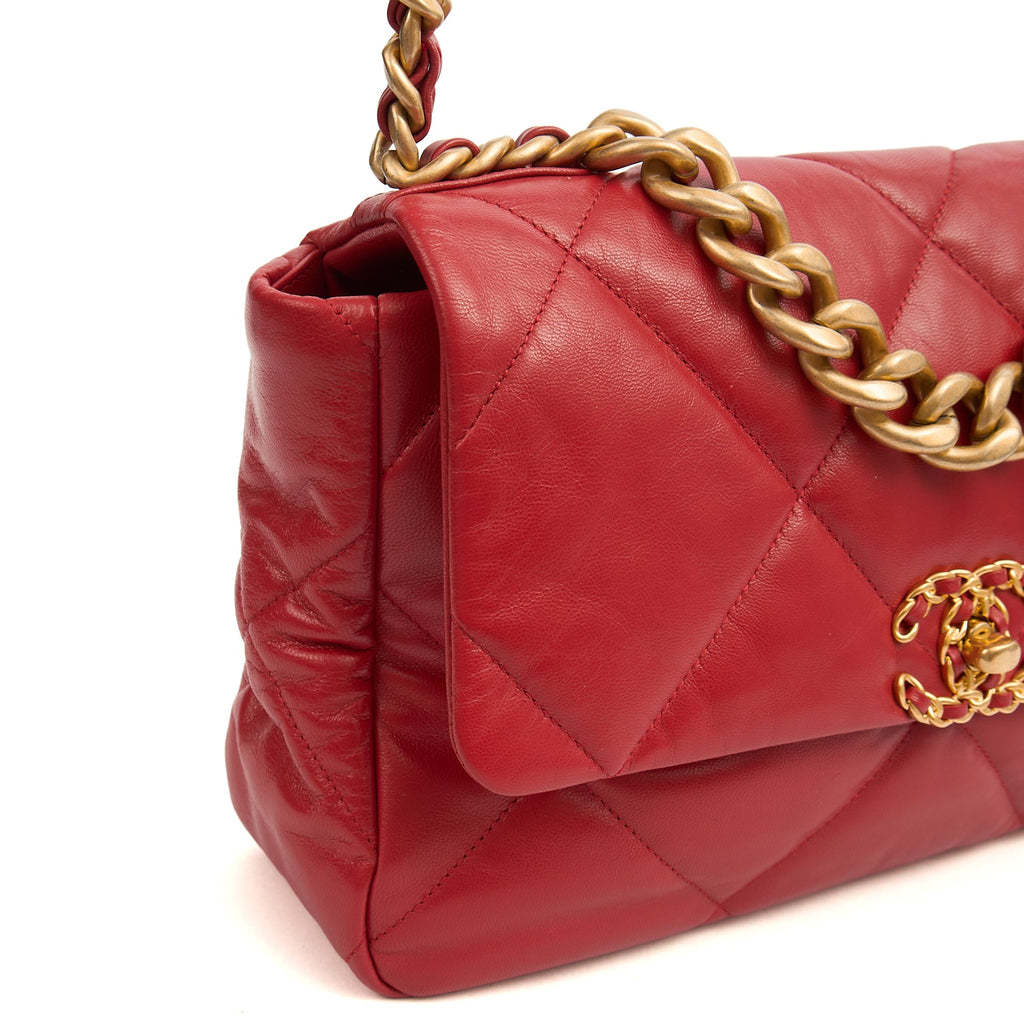 Chanel Shoulder Bag Chanel 19 in Red, Calfskin Leather — Detail View