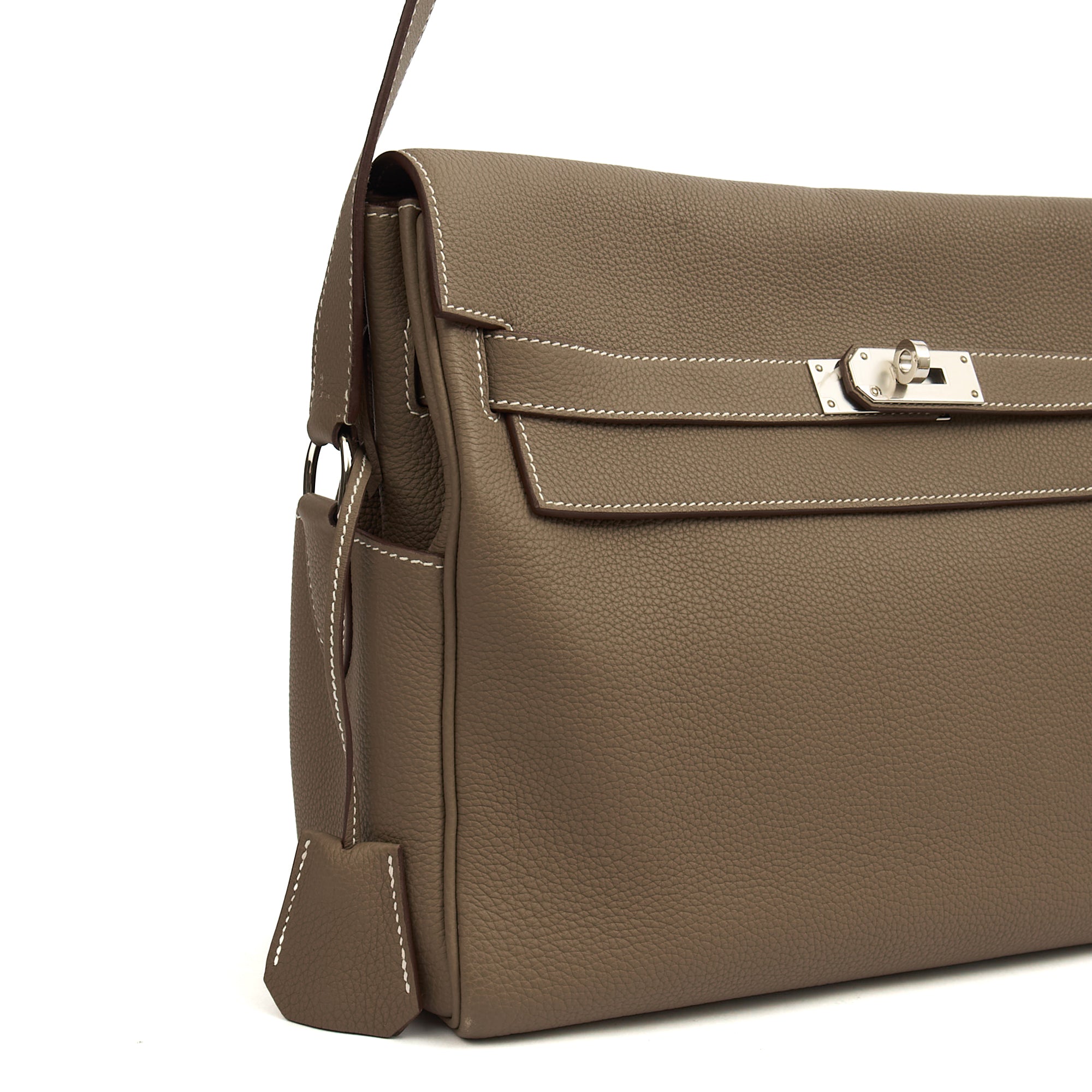 Hermes Kelly Messenger in Etoupe, Togo Leather — Lifestyle View