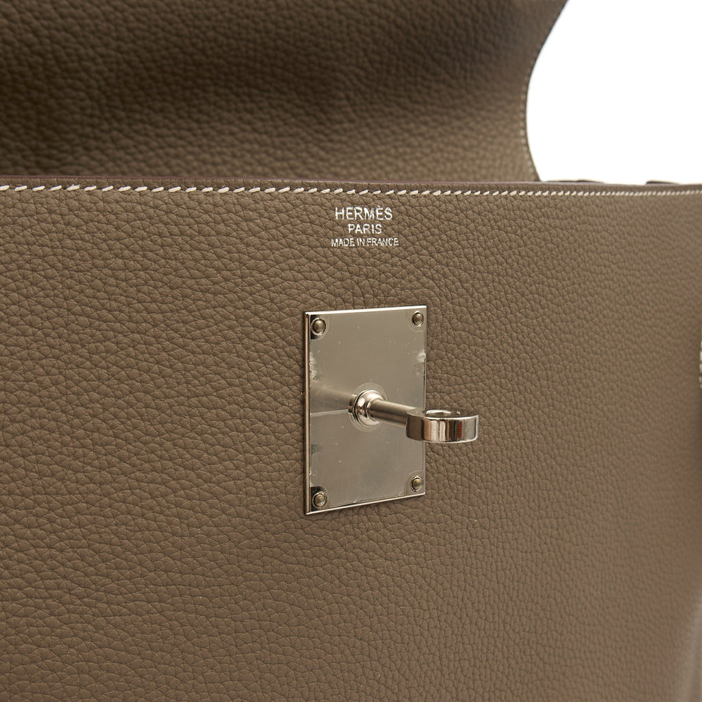 Hermes Kelly Messenger in Etoupe, Togo Leather — Alternate View 8