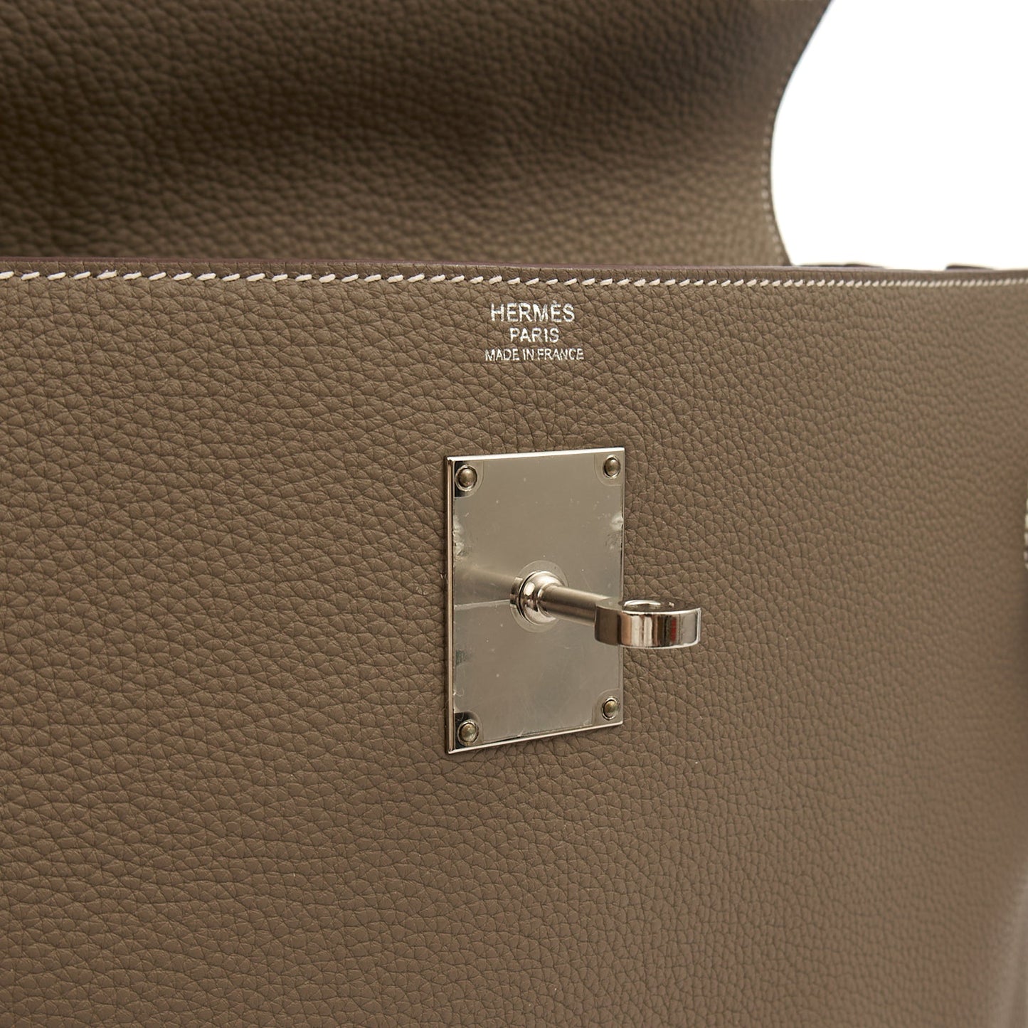 Hermes Kelly Messenger in Etoupe, Togo Leather — Alternate View 8