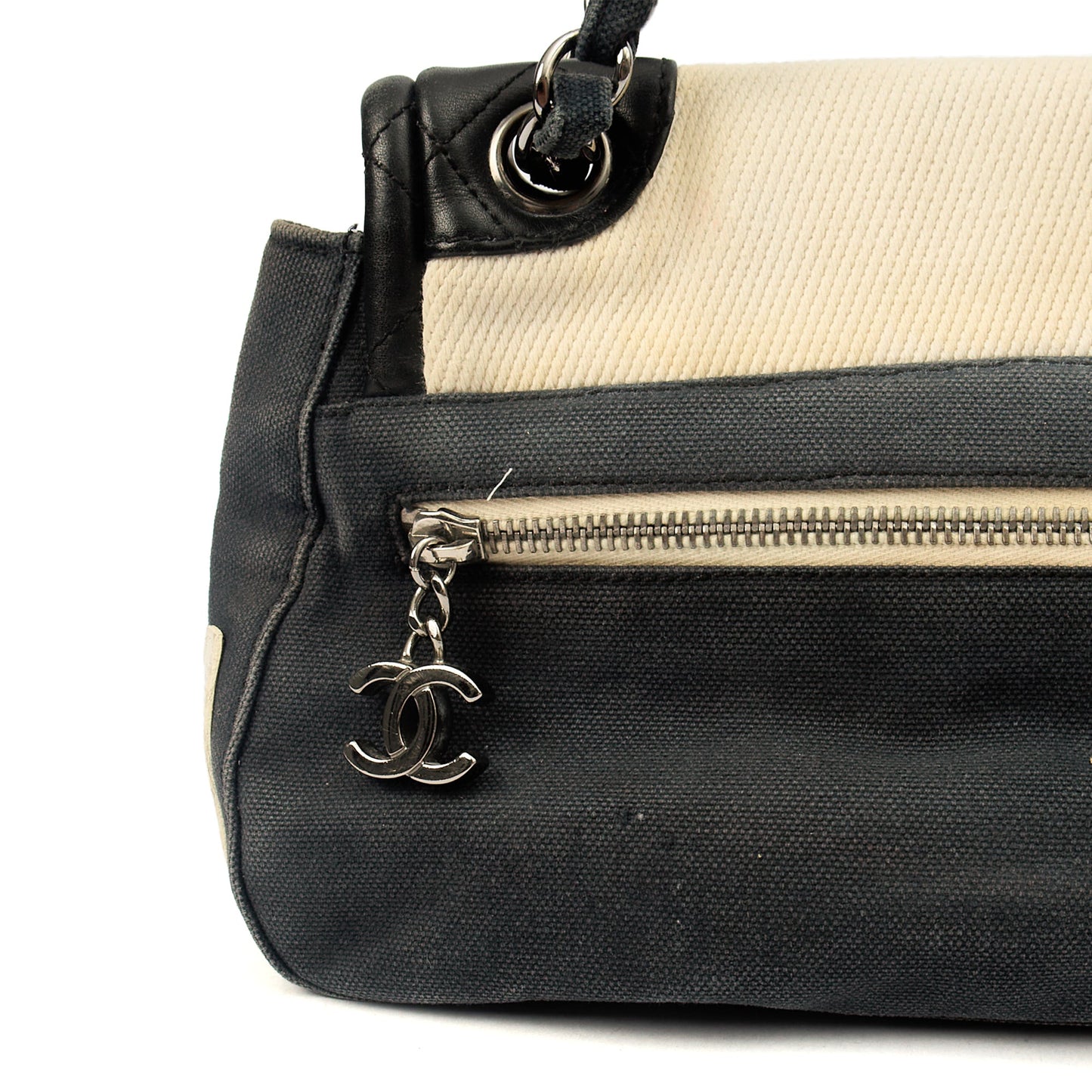 Chanel Shoulder Bag No.5 Giant Mademoiselle Bag in Multi, Canvas — Alternate View 9