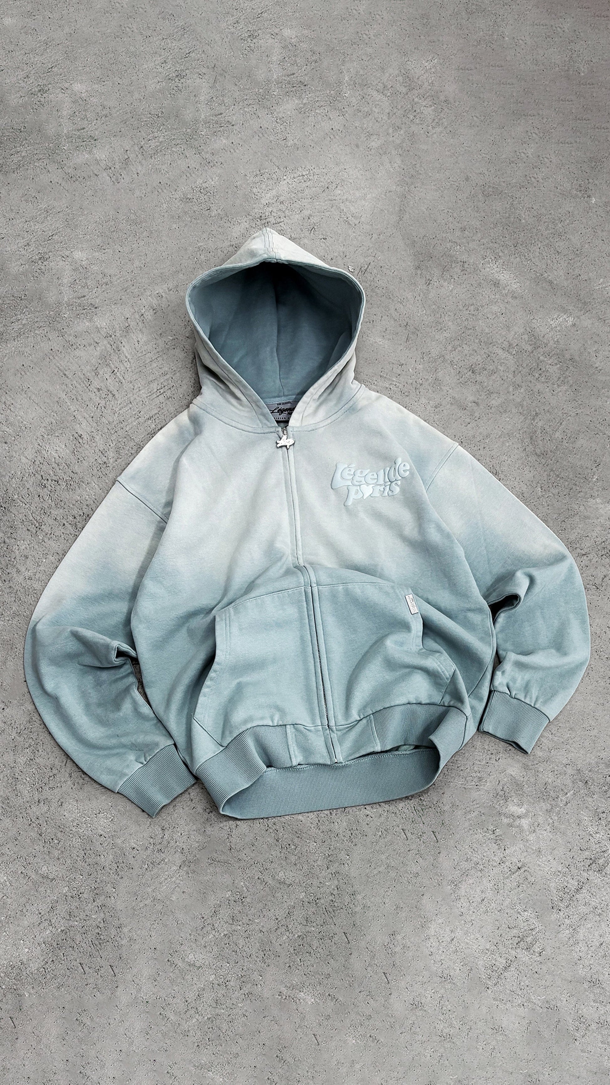 Legende Paris LND GRADIENT HOOD - ICY BLUE — XS — Lifestyle View