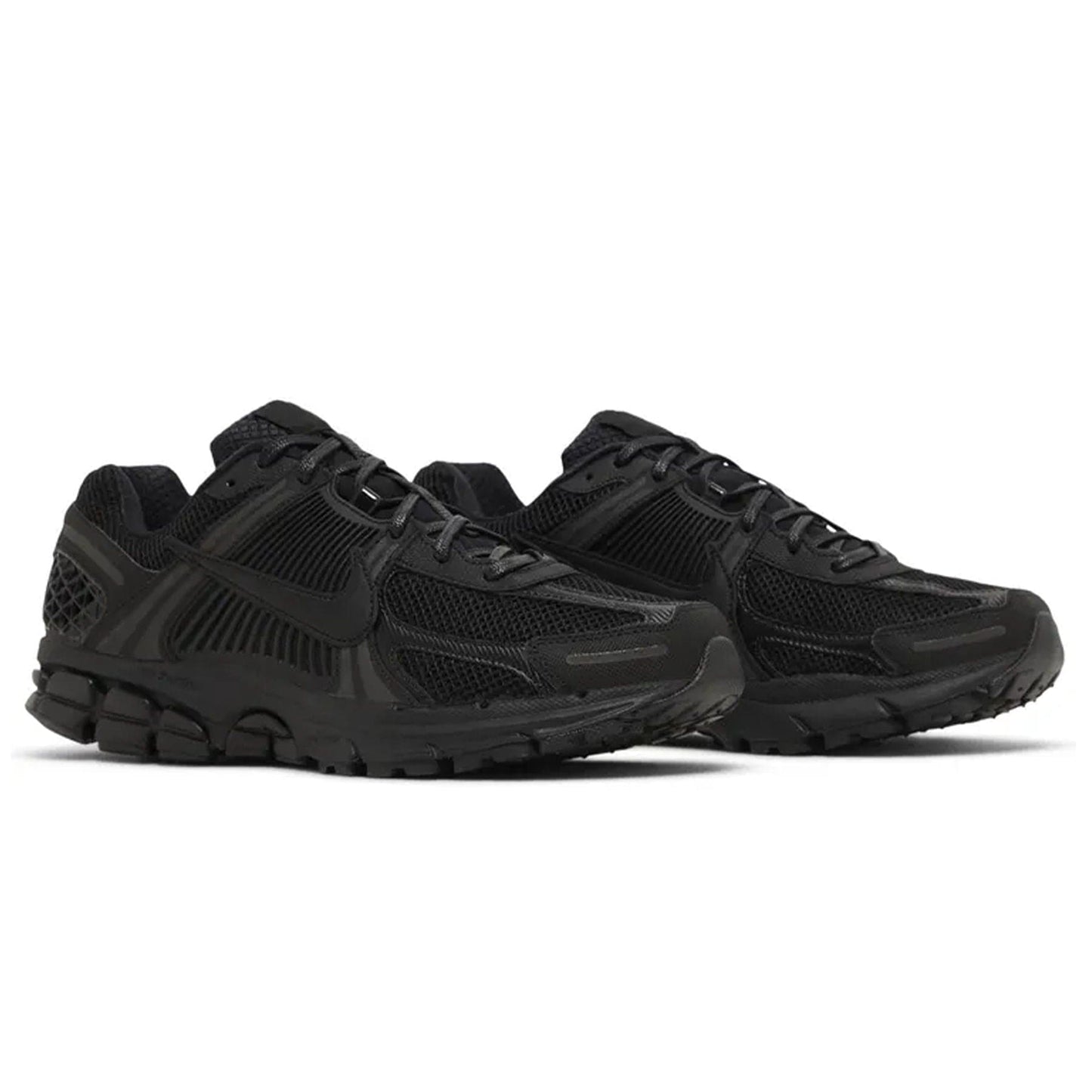 Nike Air Zoom Vomero 5 'Triple Black' — UK 3 | EU 35.5 | US 3.5 — Back View