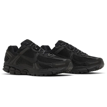 Nike Air Zoom Vomero 5 'Triple Black' — UK 3 | EU 35.5 | US 3.5 — Back View