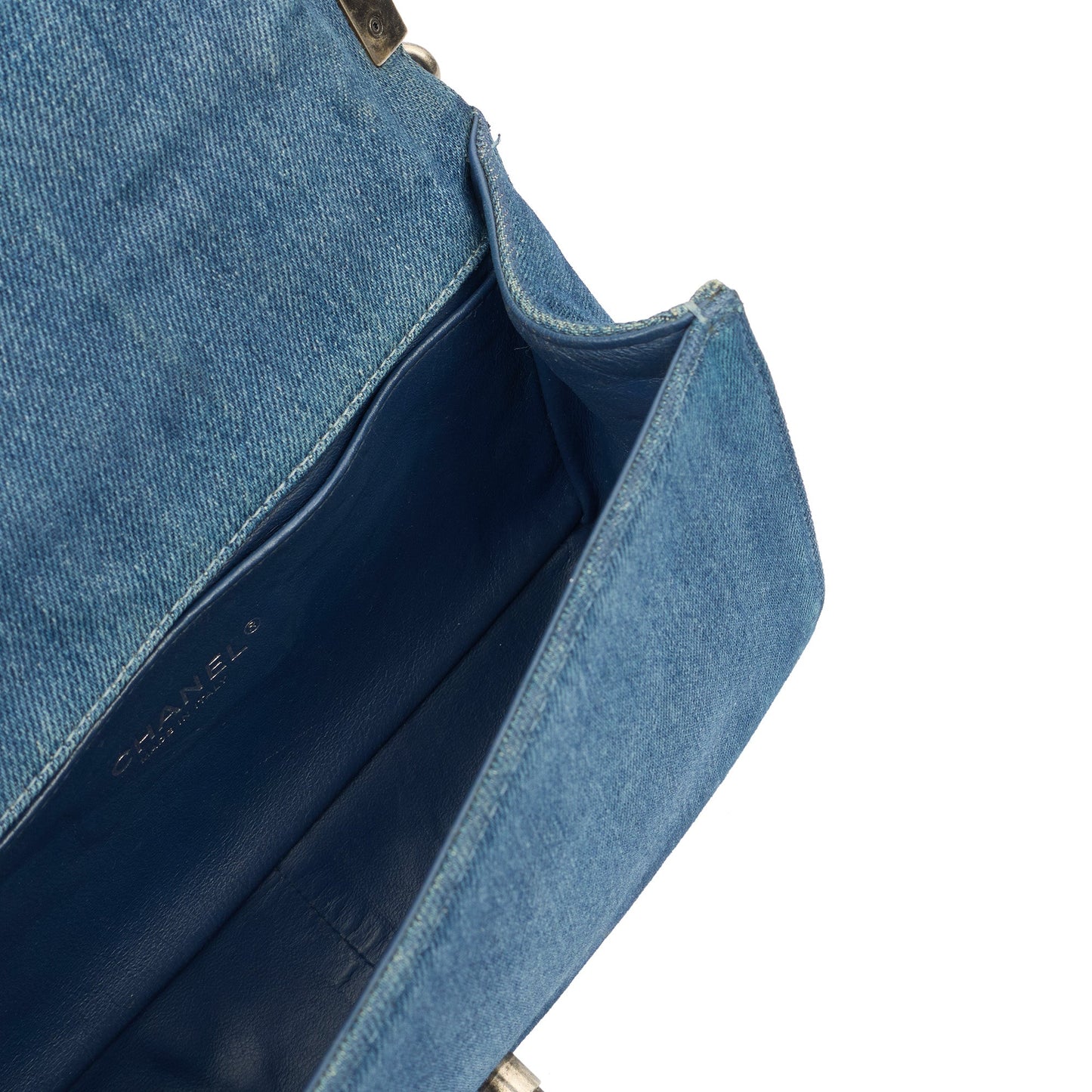 Chanel Shoulder Bag Boy - Medium in Blue, Fabric — Alternate View 8