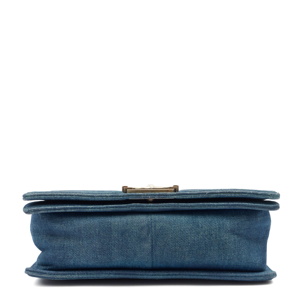 Chanel Shoulder Bag Boy - Medium in Blue, Fabric — Alternate View 20