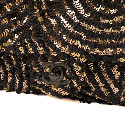 Chanel Shoulder Bag Flap Bag in Black, Sequin — Side View