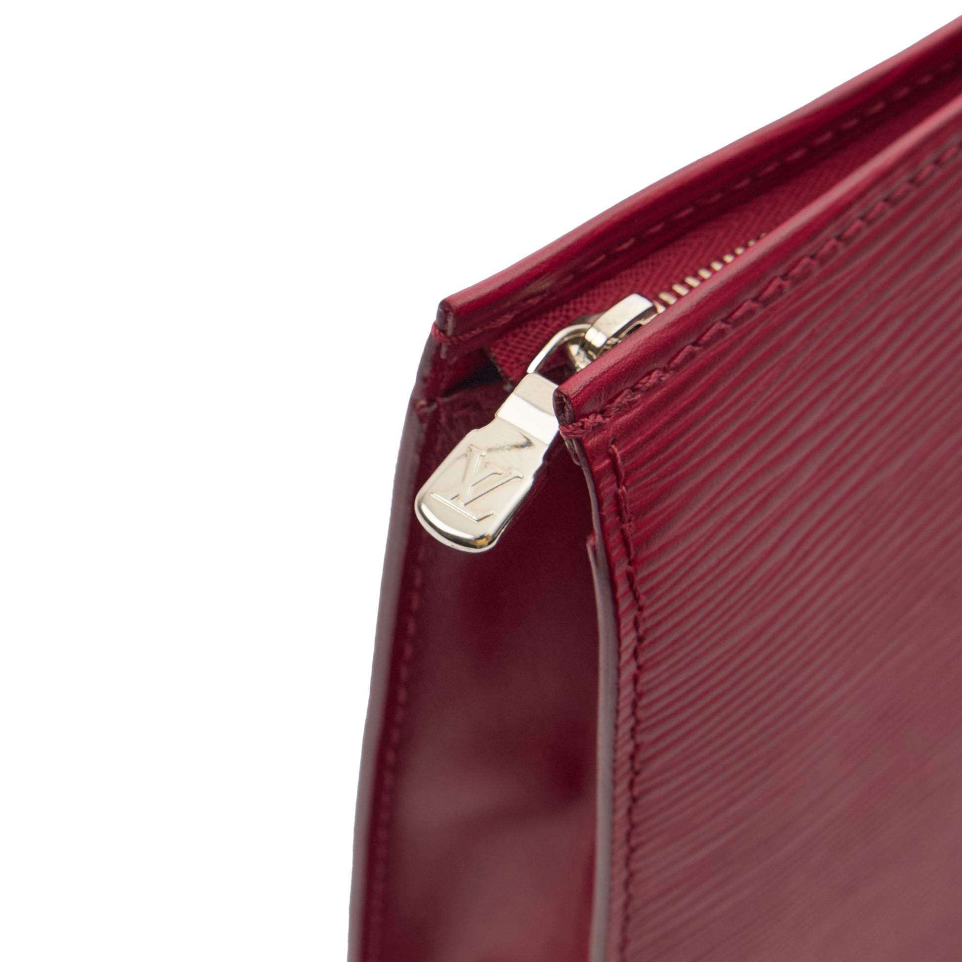 Louis Vuitton Clutch Toiletry Pouch 26  in Pink, Epi Leather — Alternate View 20