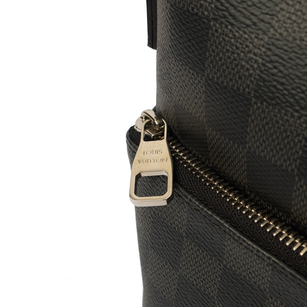 Louis Vuitton Tote 7 Day a Week  in Damier Graphite, Canvas — Lifestyle View