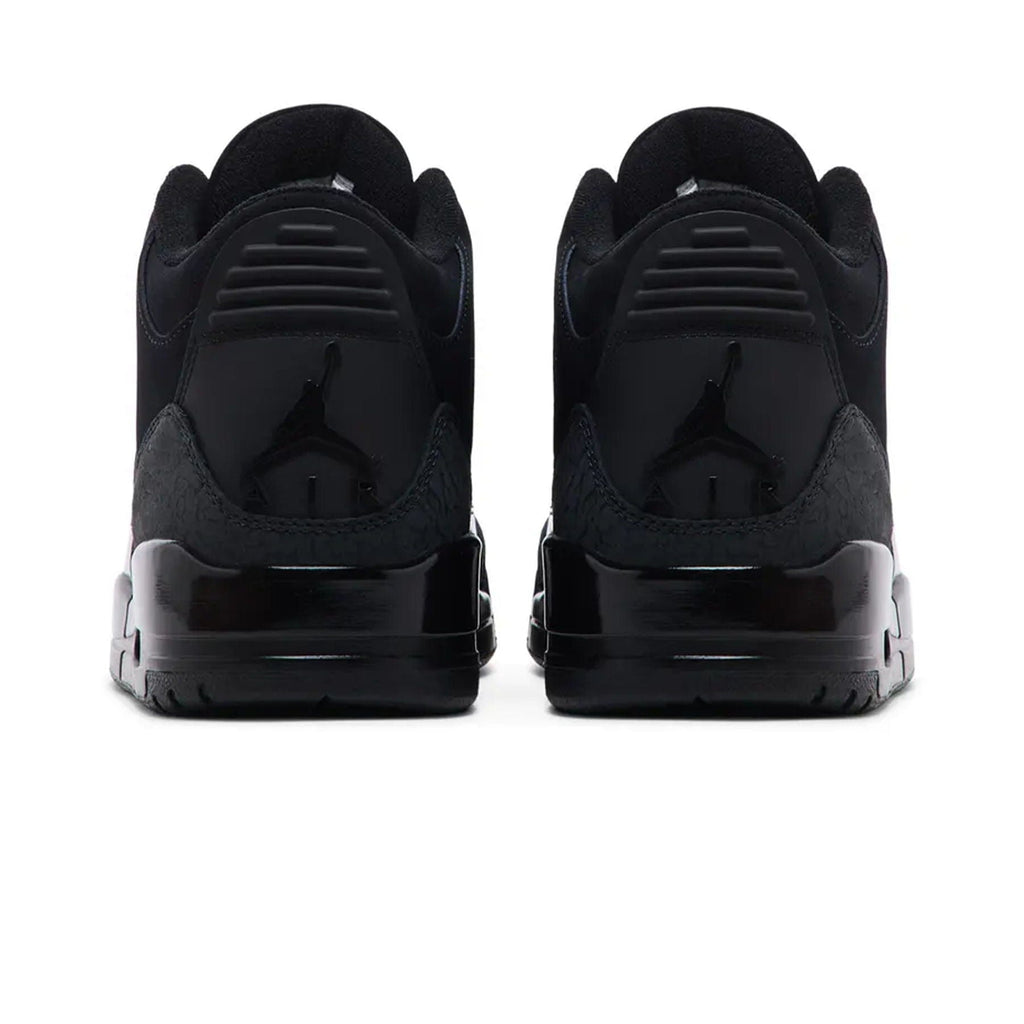 Air Jordan 3 Retro 'Black Cat' 2025 — UK 3 | EU 35.5 | US 3.5 — Top View