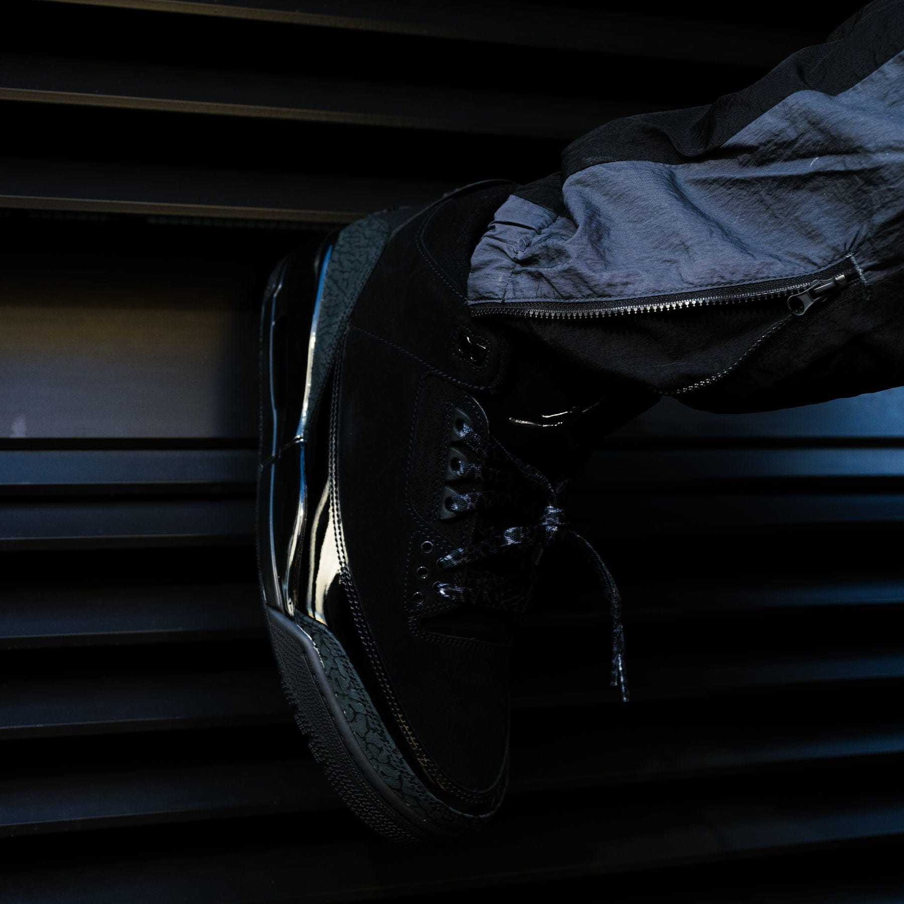Air Jordan 3 Retro 'Black Cat' 2025 — UK 3 | EU 35.5 | US 3.5 — Alternate View 8