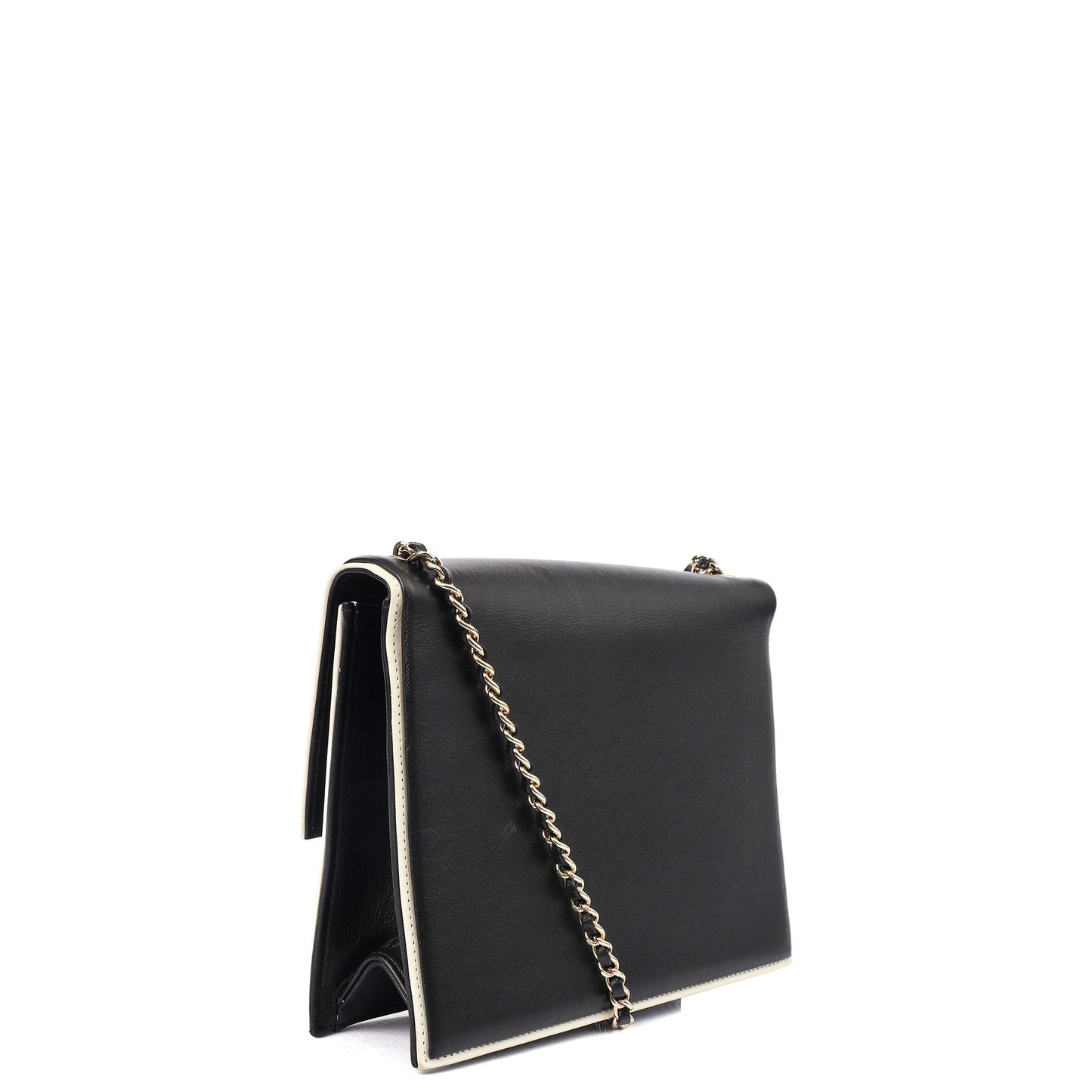 Chanel Shoulder Bag Flap Bag in Black, Calfskin Leather — Side View