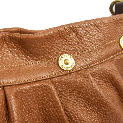 Mulberry Tote Mitzy Tote in Oak, Calfskin Leather — Lifestyle View
