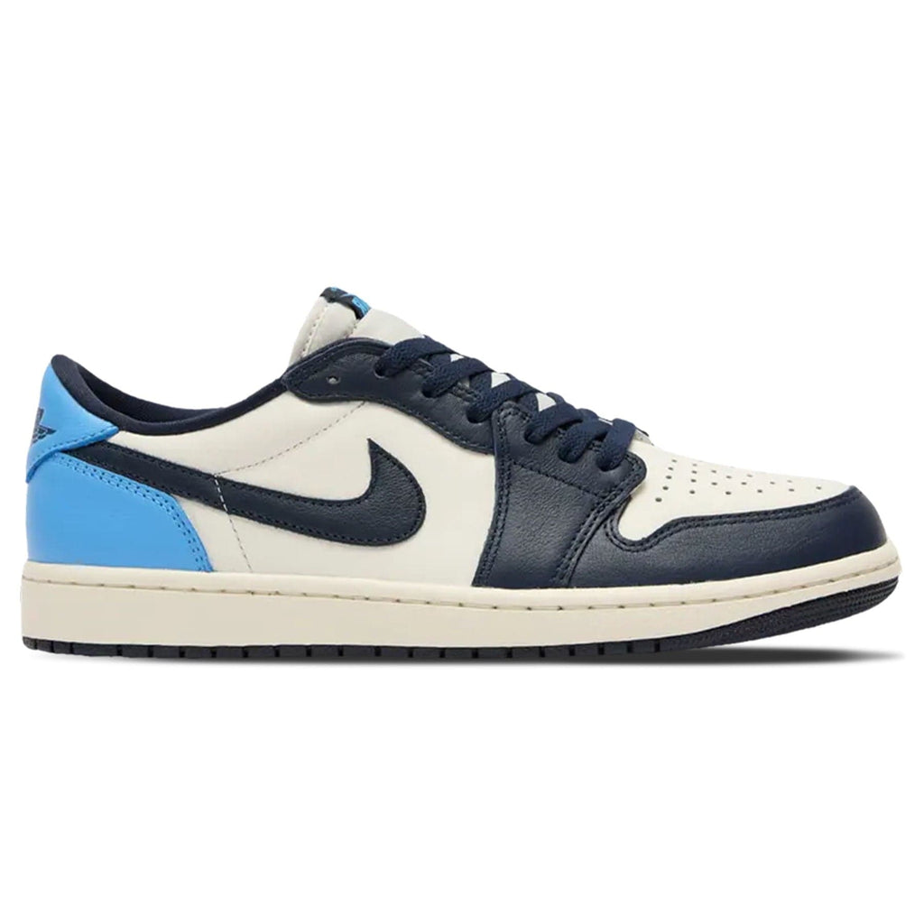 Air Jordan 1 Retro Low OG 'Obsidian UNC' — UK 3 | EU 35.5 | US 3.5 — Side View