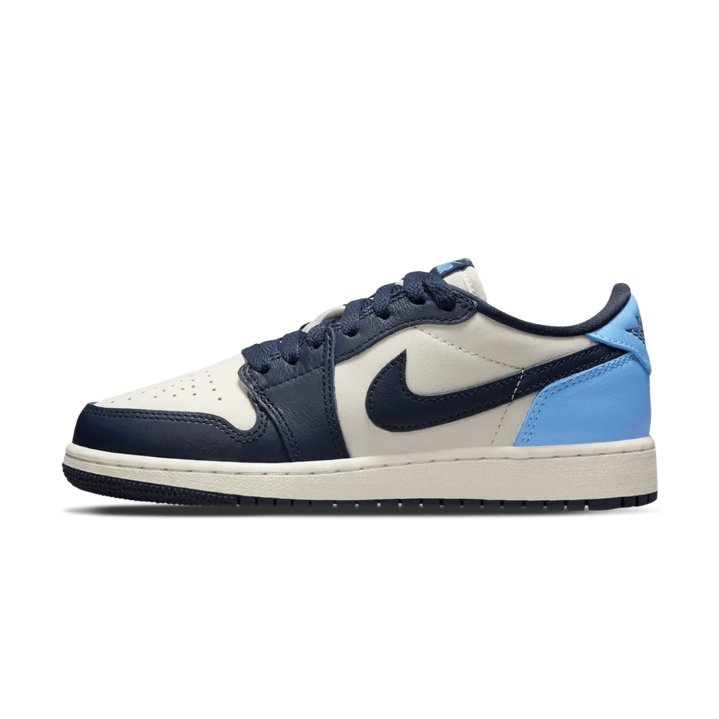 Air Jordan 1 Retro Low OG GS 'Obsidian UNC' — UK 13.5 | EU 32 | US 1Y — Front View