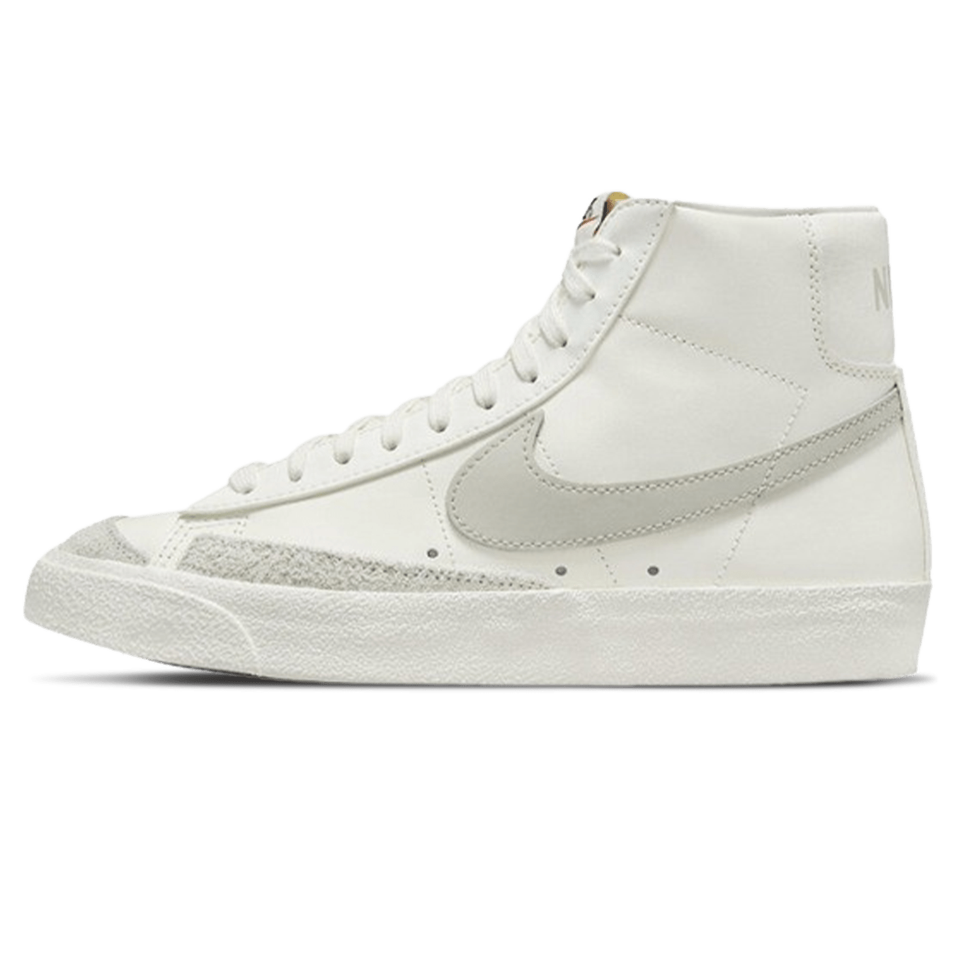 Nike Blazer '77 Vintage Mid Wmns 'Sail Light Bone' — UK 3 | EU 35.5 | US 3.5 — Front View