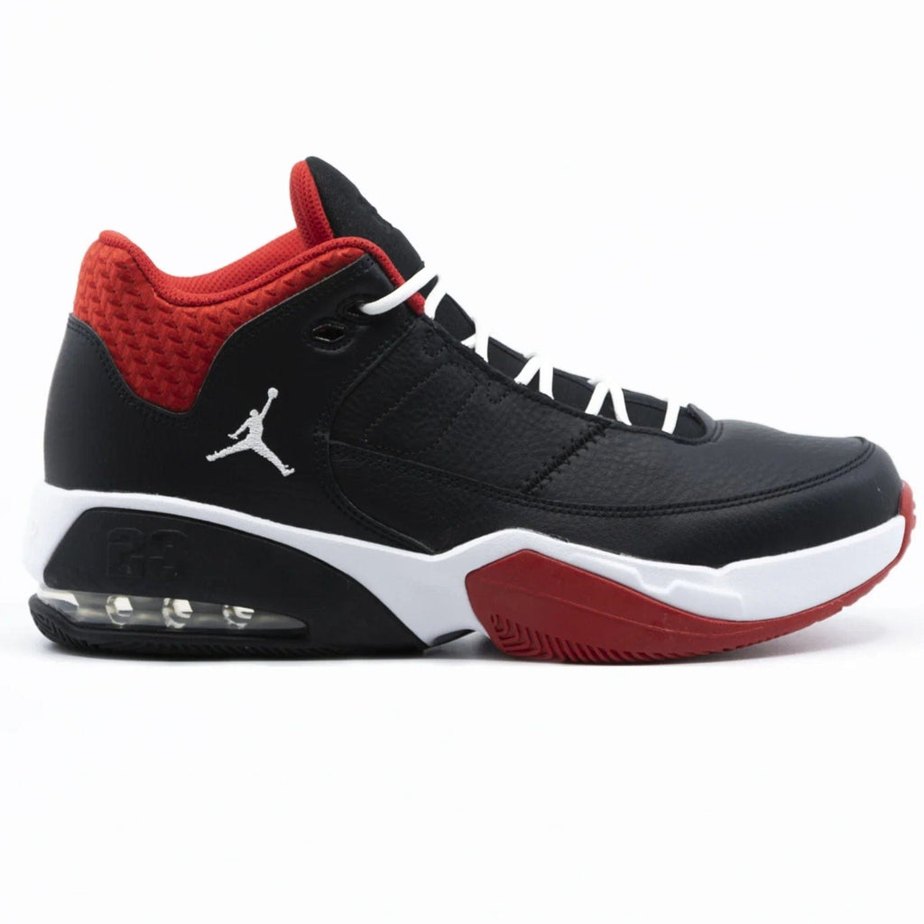 Jordan Max Aura 3 'Bred' — UK 3 | EU 35.5 | US 3.5 — Side View