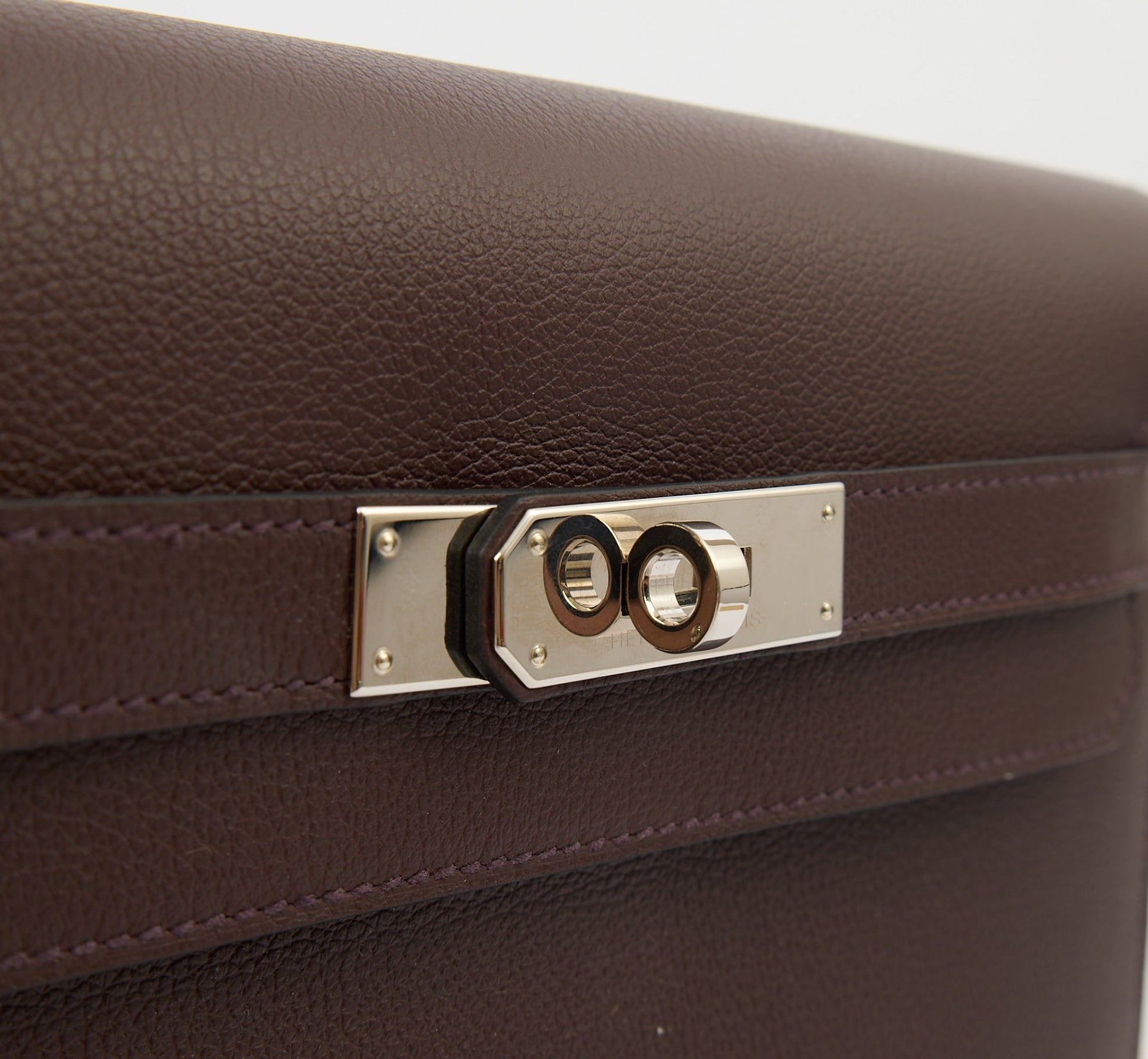 Hermes Kelly Depeches 25 in Rouge Sellier, Evercolour — Alternate View 20