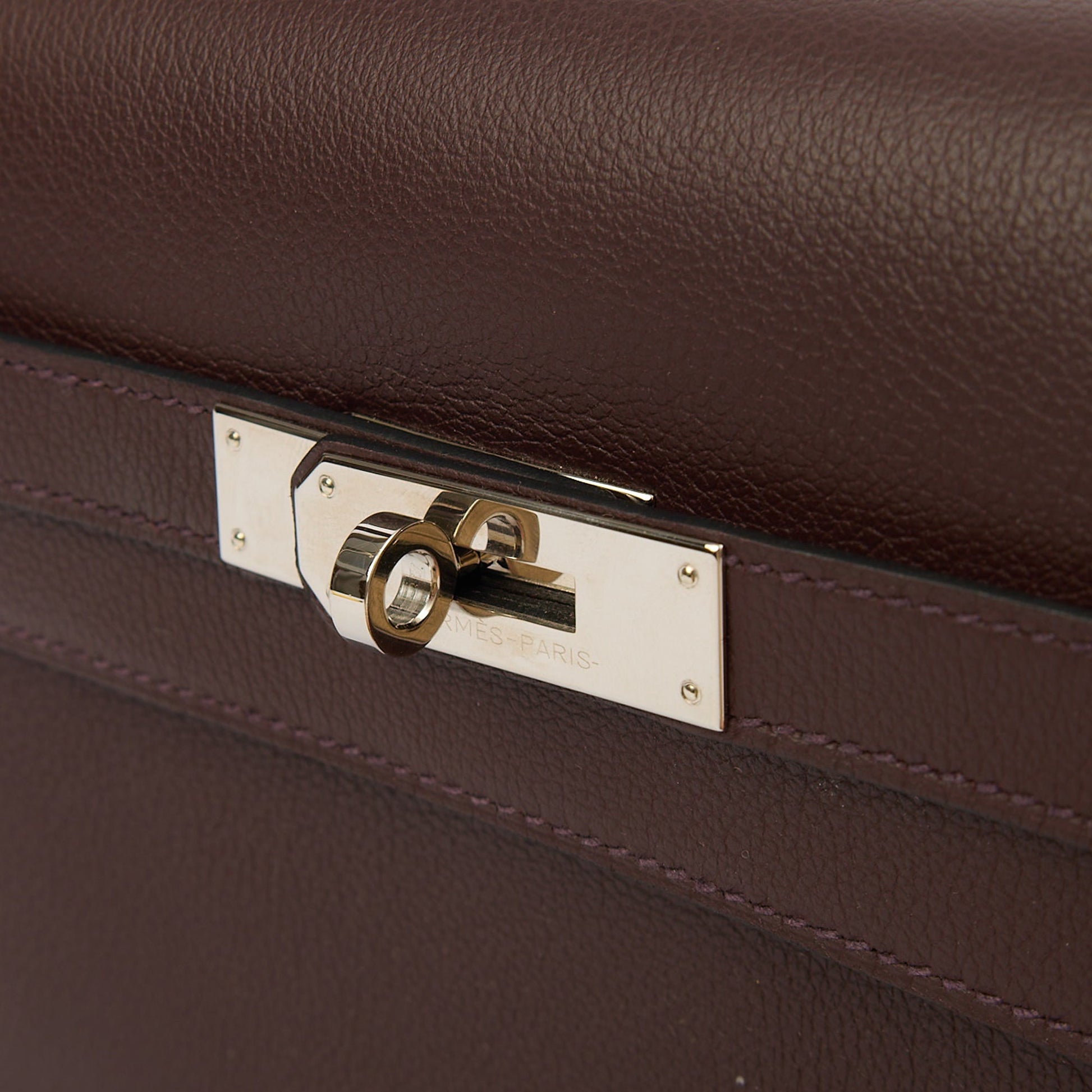 Hermes Kelly Depeches 25 in Rouge Sellier, Evercolour — Alternate View 25