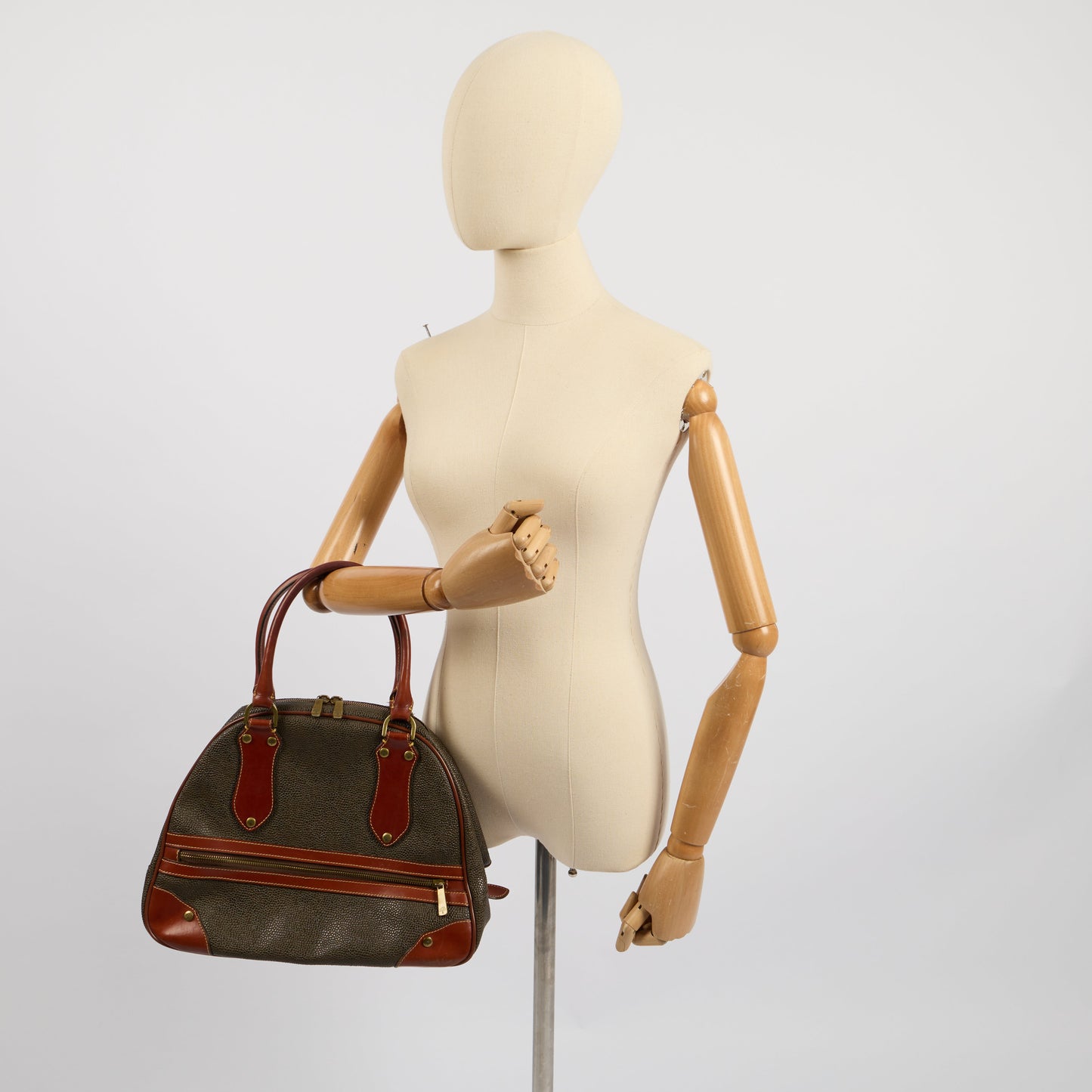 Mulberry Tote Scotchgrain Bowler - Small in Green, Scotchgrain — Side View